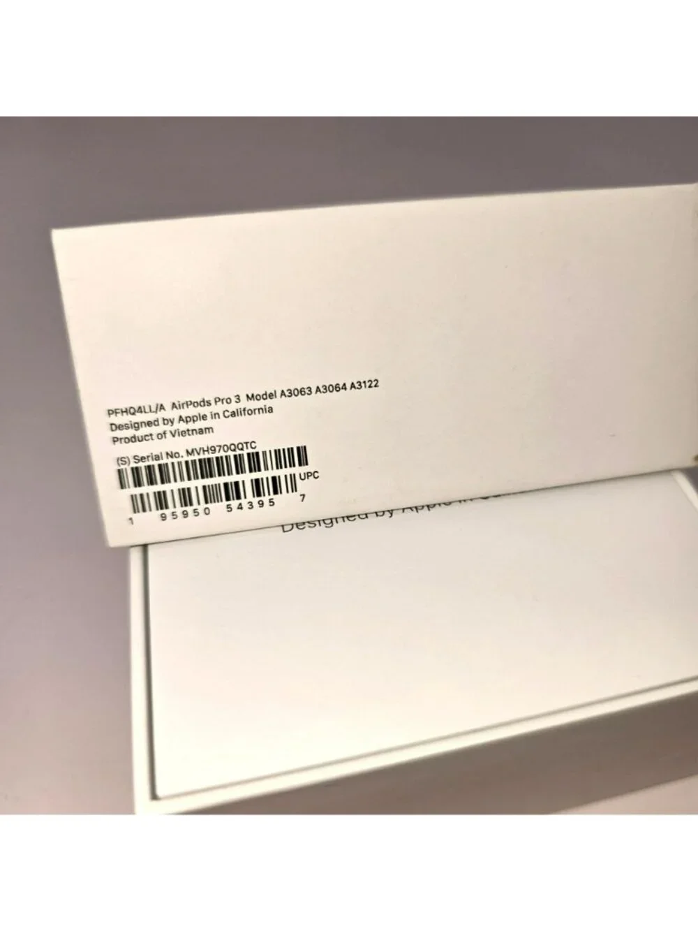 Apple AirPods Pro 3 BOX ONLY Wireless Earbuds White VR9012
